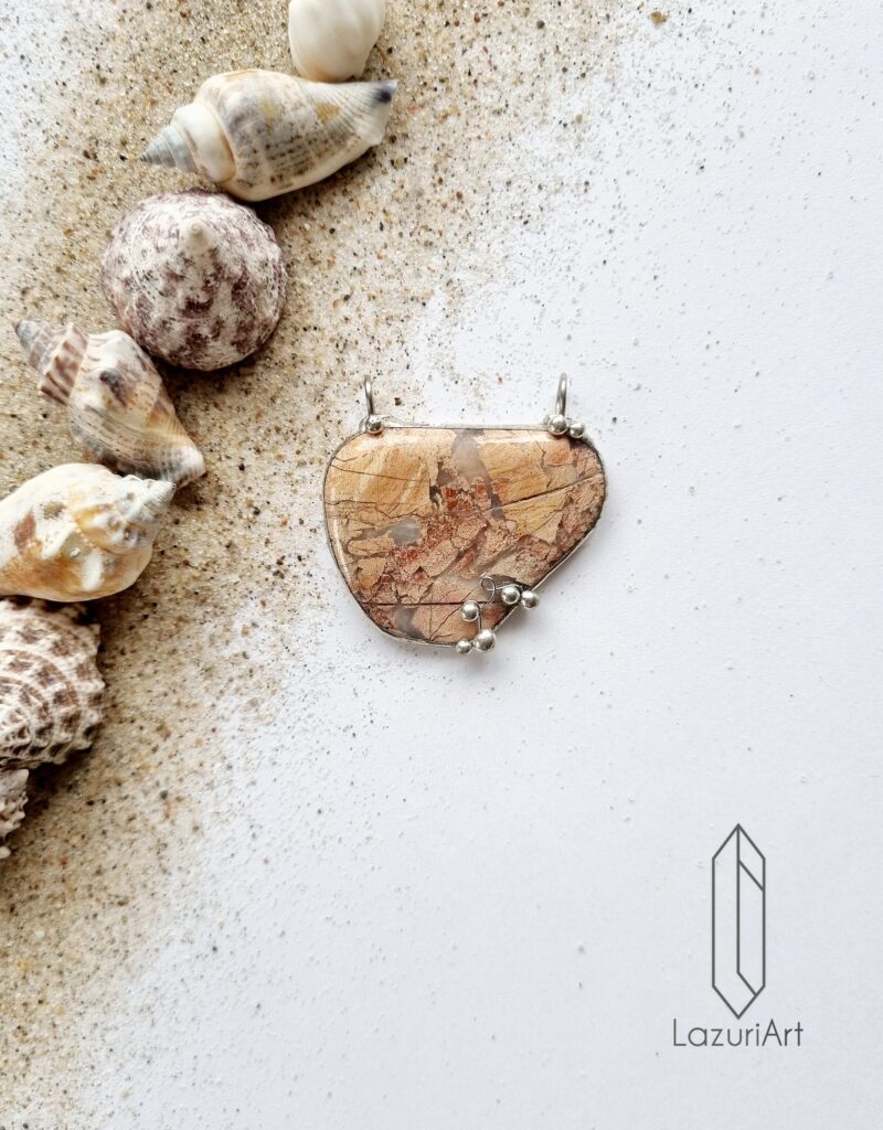 wisior z kamieni naturalnych