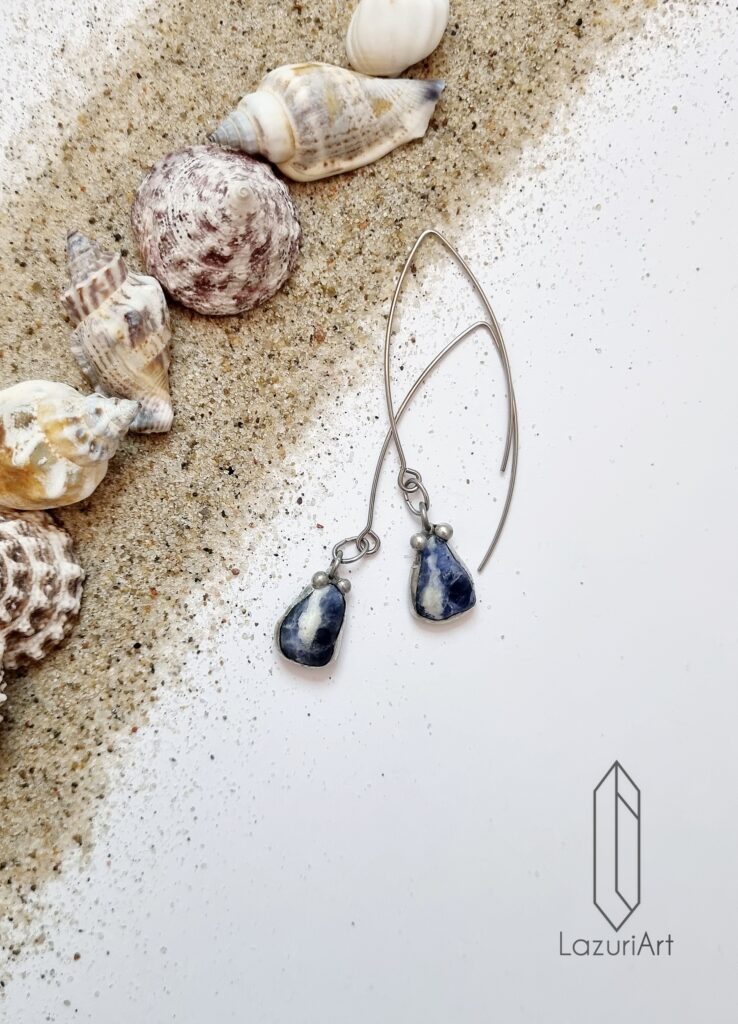 kolczyki z kamieni naturalnych