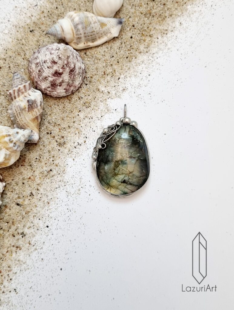 biżuteria z kamieni naturalnych