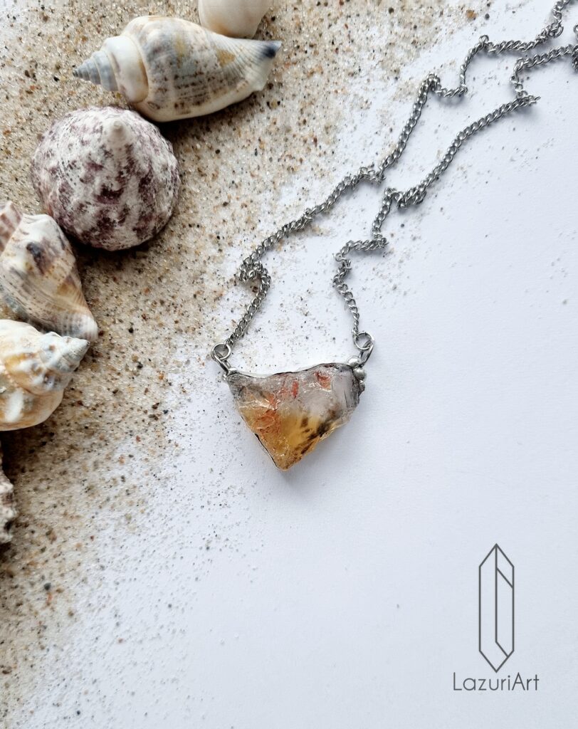 Naszyjnik z kamieni naturalnych