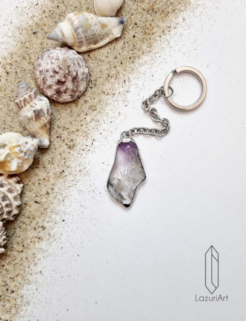 brelok z kamieni naturalnych