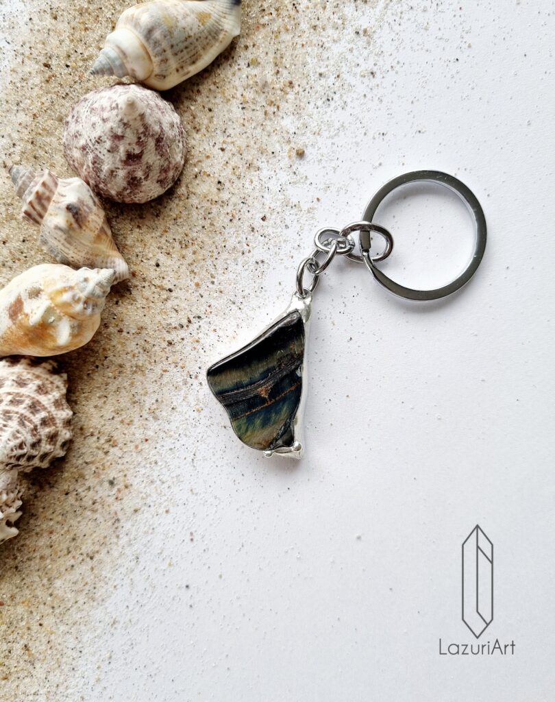 brelok z kamieni naturalnych