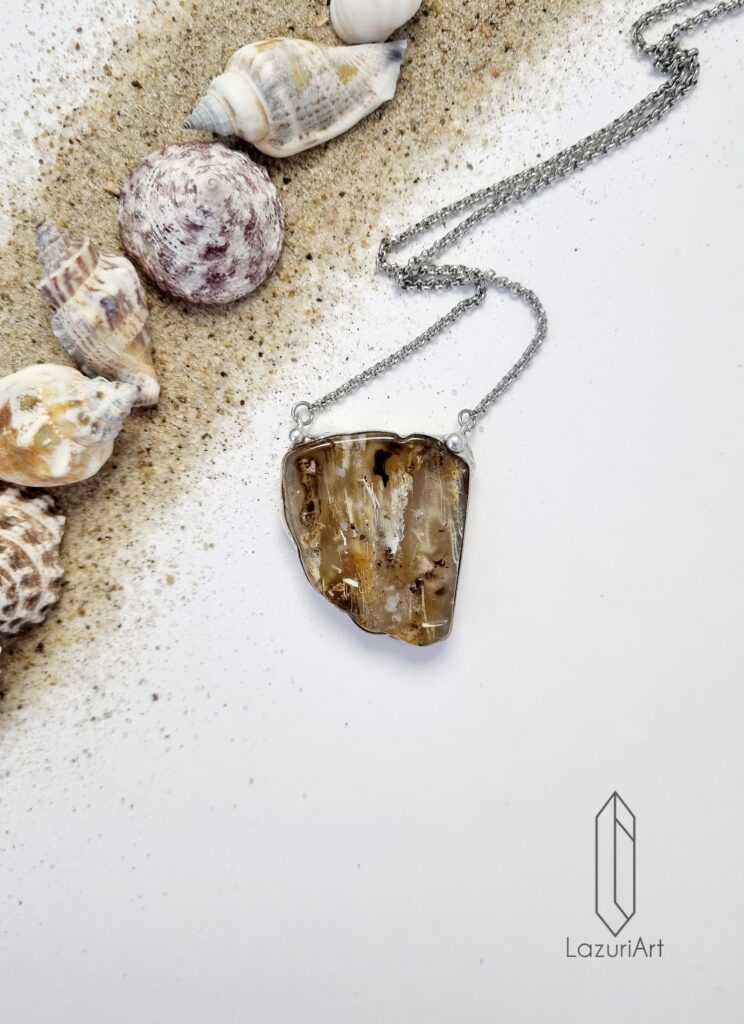 Naszyjnik z kamieni naturalnych