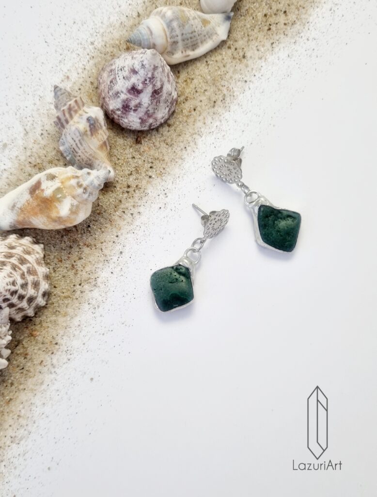 kolczyki z kamieni naturalnych