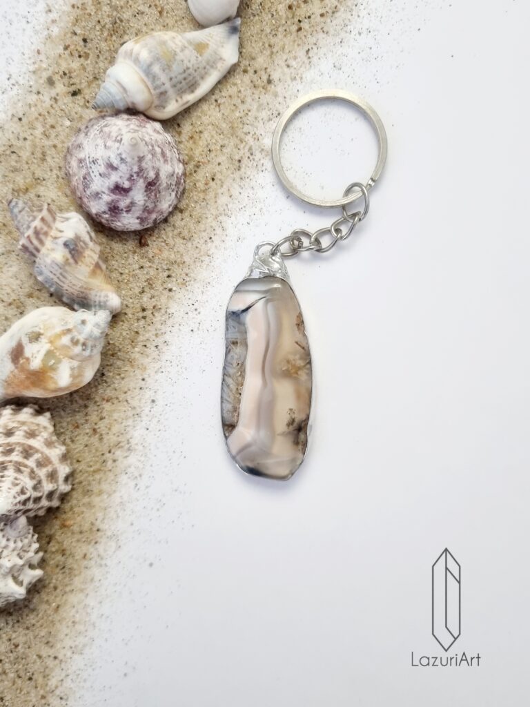 brelok z kamieni naturalnych